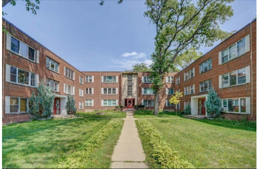 4 Sherman Terrace 3, Madison, WI 53704