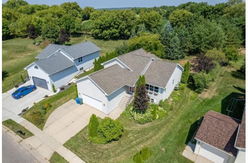 643 Parkside Avenue, Baraboo, WI 53913