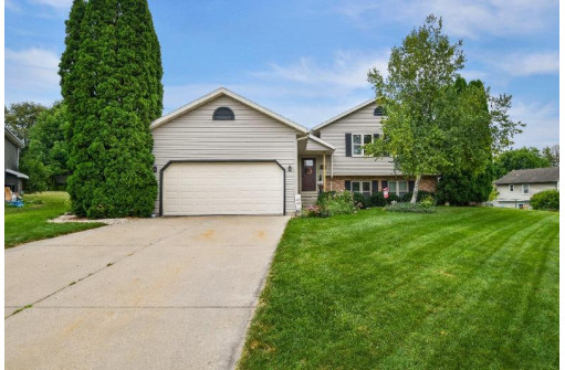 5729 Bellows Circle, Madison, WI 53716