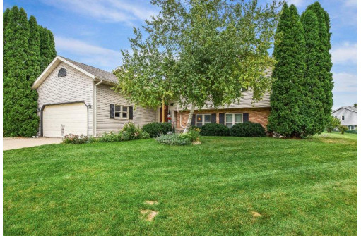 5729 Bellows Circle, Madison, WI 53716