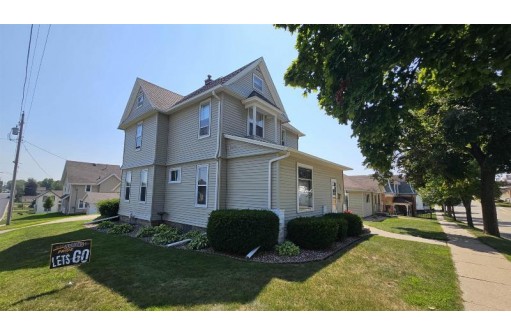 253 N Monroe Street, Lancaster, WI 53813