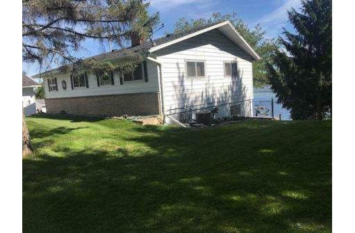 W3839 County Road C, Montello, WI 53949-8620