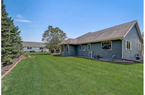 2110 Fullerton Drive, Prairie Du Sac, WI 53578