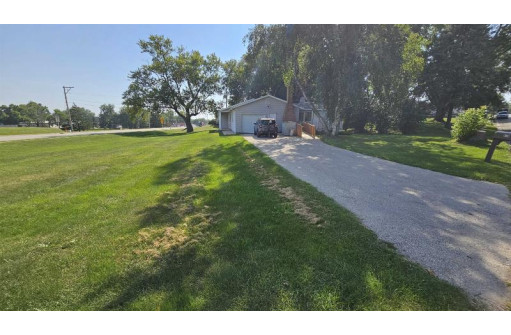 970 N Water Street, Platteville, WI 53818