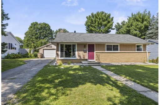 4406 Mandrake Road, Madison, WI 53704