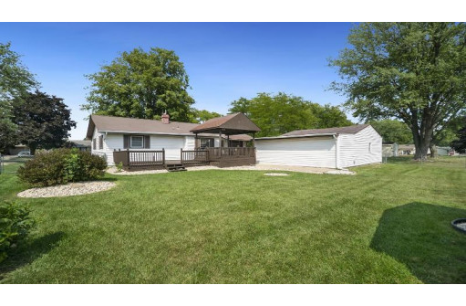 764 E Dogwood Drive, Beloit, WI 53511