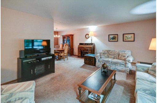 1513 Tarragon Drive, Madison, WI 53716-1856