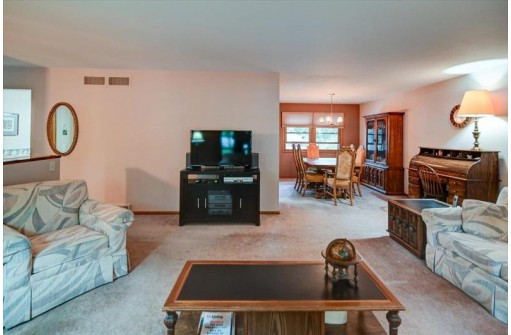 1513 Tarragon Drive, Madison, WI 53716-1856