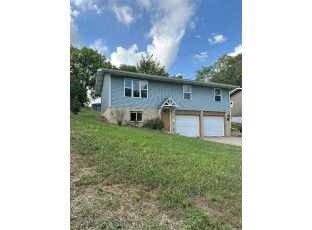 819 E Edgewater Street Portage, WI 53901