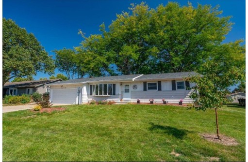 209 S Halsor Street, DeForest, WI 53532