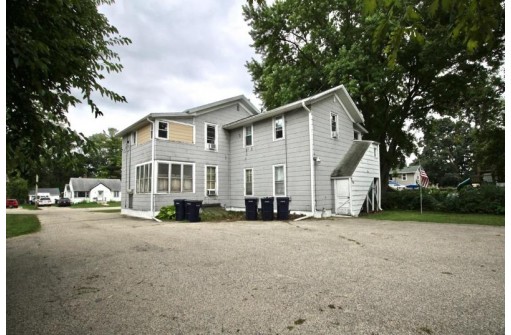 525 Milton Avenue, Janesville, WI 53545