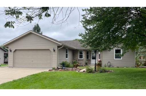 4514 South Wyck Drive, Janesville, WI 53546