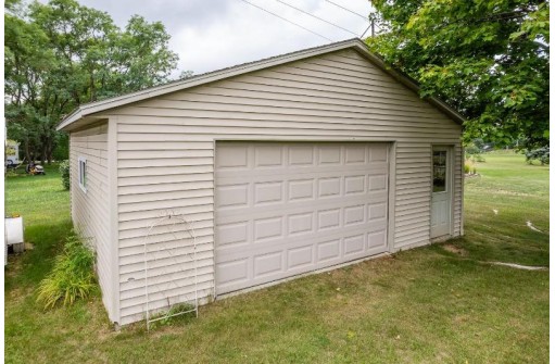 E11145 Wynsong Drive, Baraboo, WI 53913