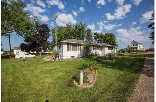 1547 Old Lancaster Road, Platteville, WI 53818