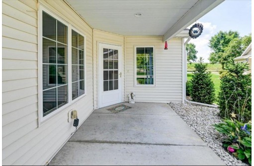 708 Creek Edge Drive, DeForest, WI 53532