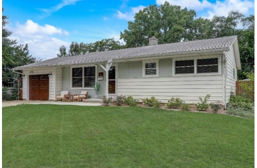 1322 Acewood Boulevard, Madison, WI 53716-1216