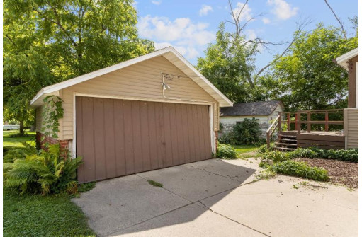 4477 Windsor Road, Windsor, WI 53598