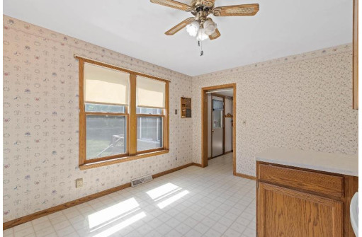 4477 Windsor Road, Windsor, WI 53598