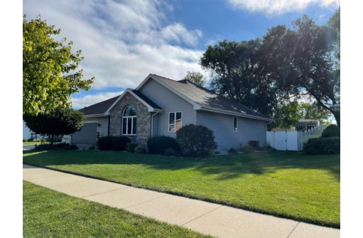 4510 Sumpter Drive, Janesville, WI 53546