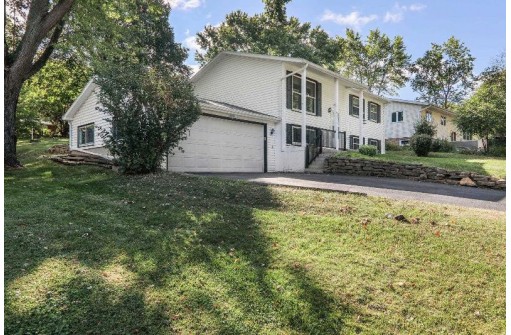 805 Ziegler Road, Madison, WI 53714