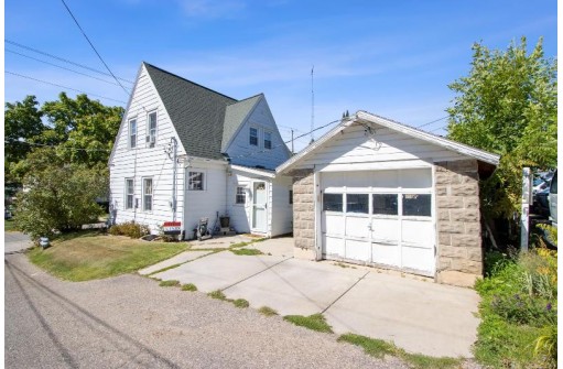 410 Birch Street, Baraboo, WI 53913