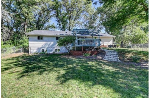 N2657 County Road V, Lodi, WI 53555