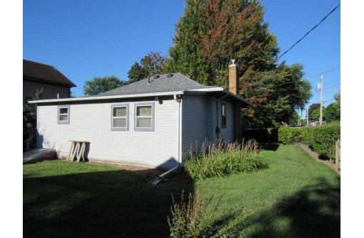 126 N Pine Street, Janesville, WI 53548