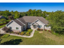 214 Hunters Glen Lane, Johnson Creek, WI 53038