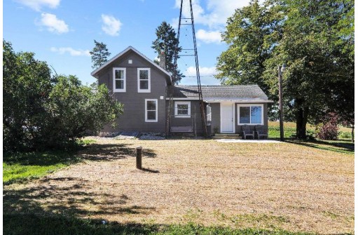 W5962 Church Drive, Johnson Creek, WI 53038