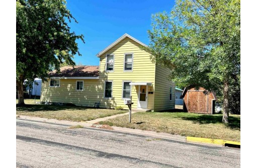 113 E Fowler Street, Prairie Du Chien, WI 53821