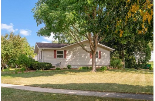 1925 Dolores Drive, Madison, WI 53716-2319