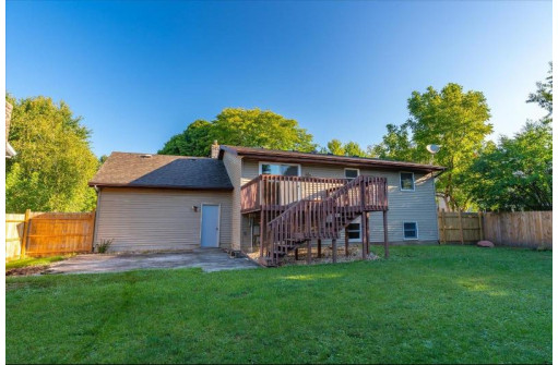 4105 David Road, Madison, WI 53704