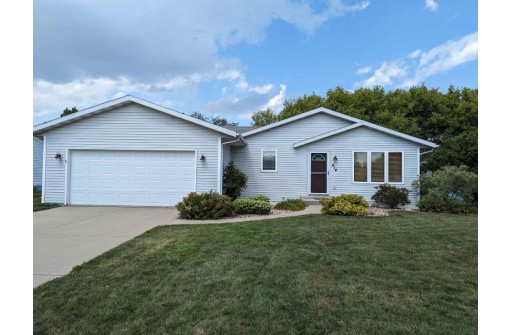 614 E Countryside Drive, Evansville, WI 53536