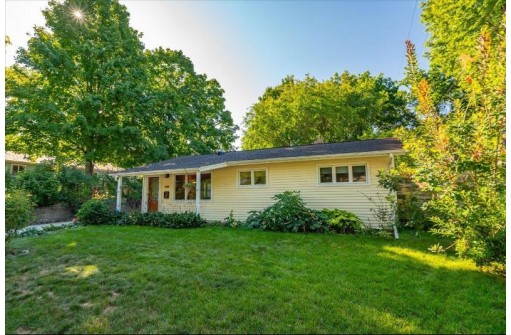 1309 Iowa Drive, Madison, WI 53704