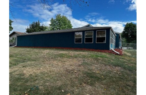 1609 Bow Street, Tomah, WI 54660