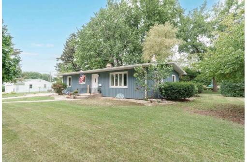 1617 Hawthorne Avenue, Janesville, WI 53545