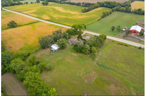 W1054 Highway 92, Brooklyn, WI 53521