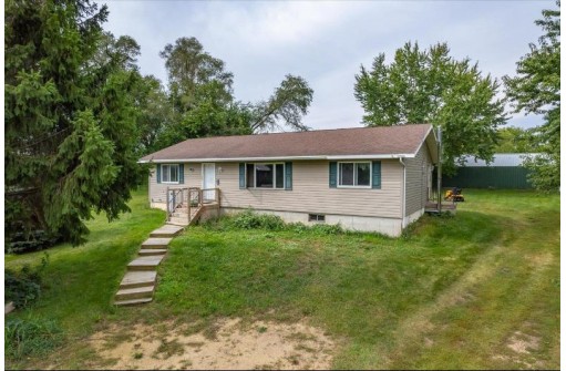 W1054 Highway 92, Brooklyn, WI 53521