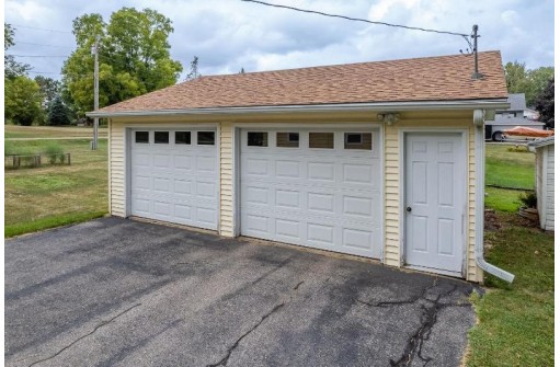 S5490 Gasper Drive, Baraboo, WI 53913