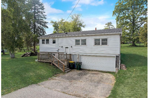 330 River Street, Merrimac, WI 53561