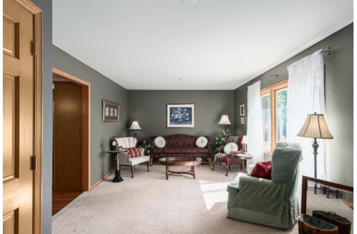 520 Dennis Drive, DeForest, WI 53532