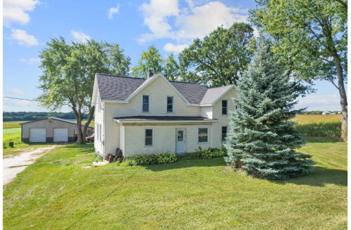 W12041 Sullivan Road, Waterloo, WI 53594