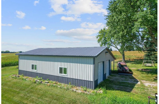 W12041 Sullivan Road, Waterloo, WI 53594