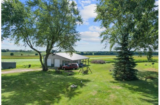 W12041 Sullivan Road, Waterloo, WI 53594