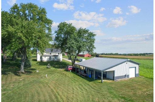 W12041 Sullivan Road, Waterloo, WI 53594