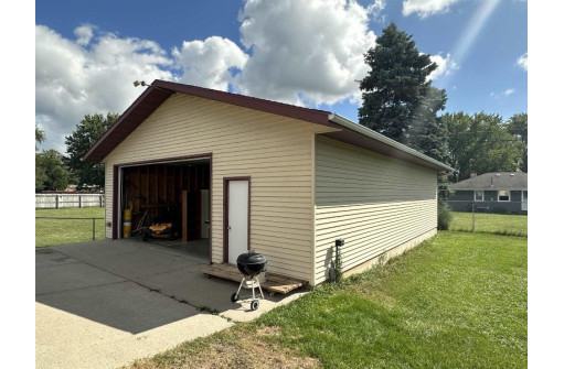 1792 Carlyle Road, Beloit, WI 53511