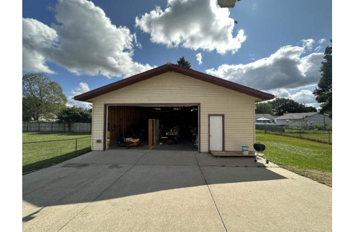 1792 Carlyle Road, Beloit, WI 53511