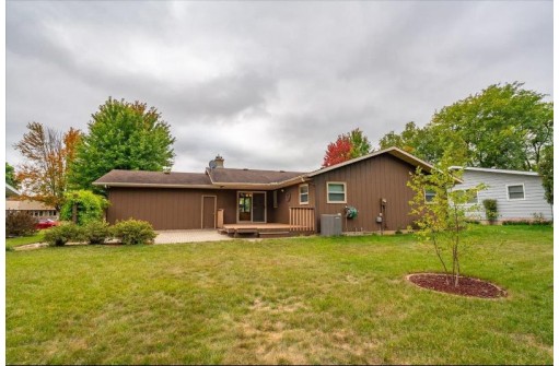 304 Schweitzer Drive, Verona, WI 53593