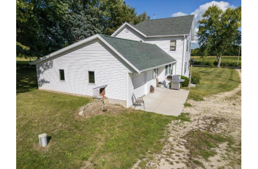 2549 S Hill Street, Stoughton, WI 53589