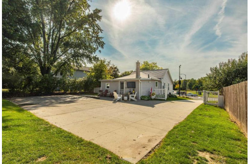 407 S Main Street, Verona, WI 53593